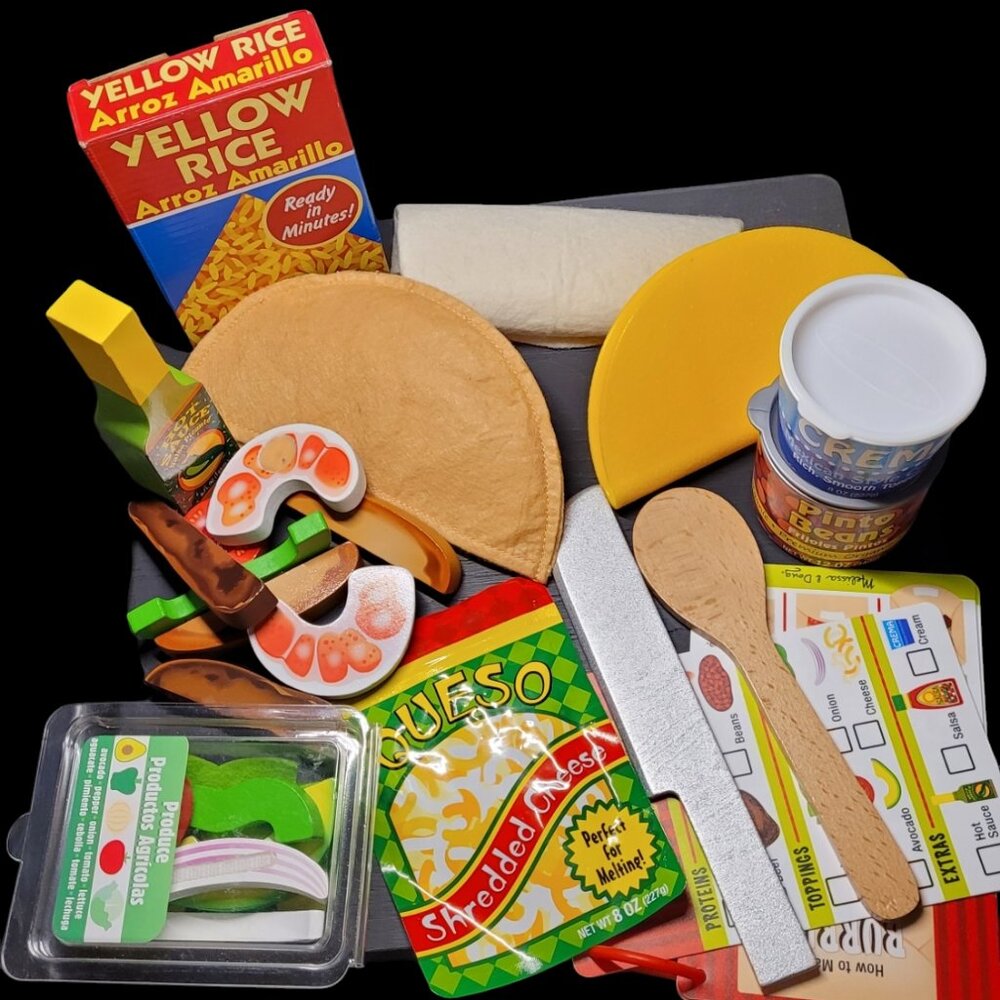 Melissa and Doug Taco & Tortilla Set